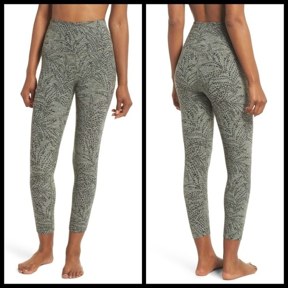 💕BEYOND YOGA💕 Spacedye High Waisted Yoga Legging ~ Jungle Fern Small S NWT - Picture 5 of 8